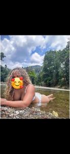 672247669: Chica busca chico en Granada
