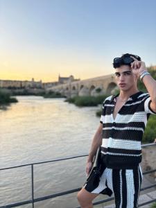 631702017: Chico busca chica en Zamora