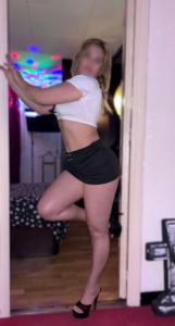 Chica busca chico en Barcelona: Chica busca chico