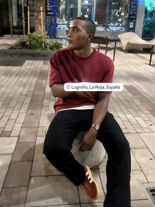 Chico busca chica en La Rioja: 