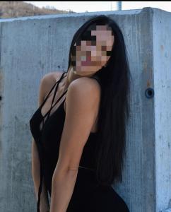 613519879: Chica busca chico en Cantabria