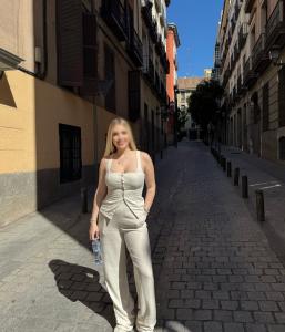 614680164: Chica busca chico en Ciudad Real