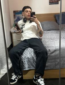 666432654: Chico busca chica en Valencia