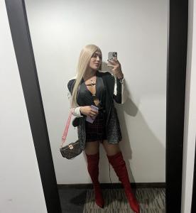 613605303: Travesti en Barcelona