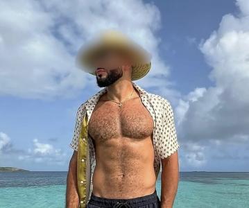 Chico busca chica en La Coruña: 