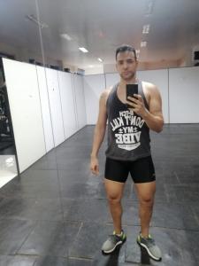 674574573: Chico busca chica en Murcia