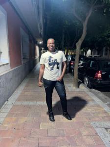 Chico busca chica en Murcia: 