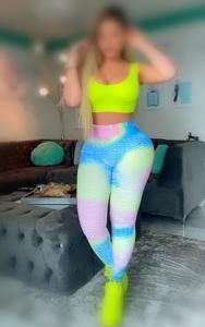 603385111: Chica busca chico en Badajoz