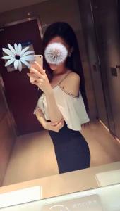 688432150: Chica busca chico en Madrid