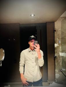 664206272: Chico busca chica en Madrid