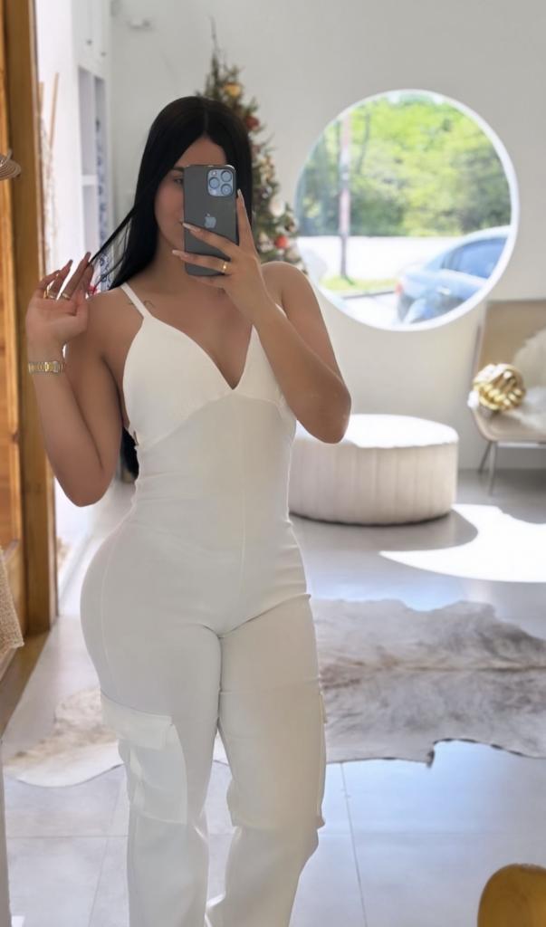 634071468: Chica busca chico en Granada