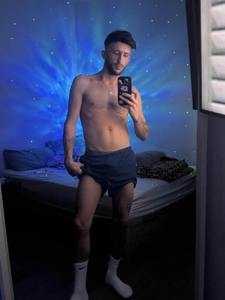 610839318: Chico busca chica en Granada