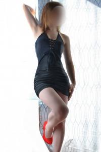 613867356: Chica busca chico en Barcelona