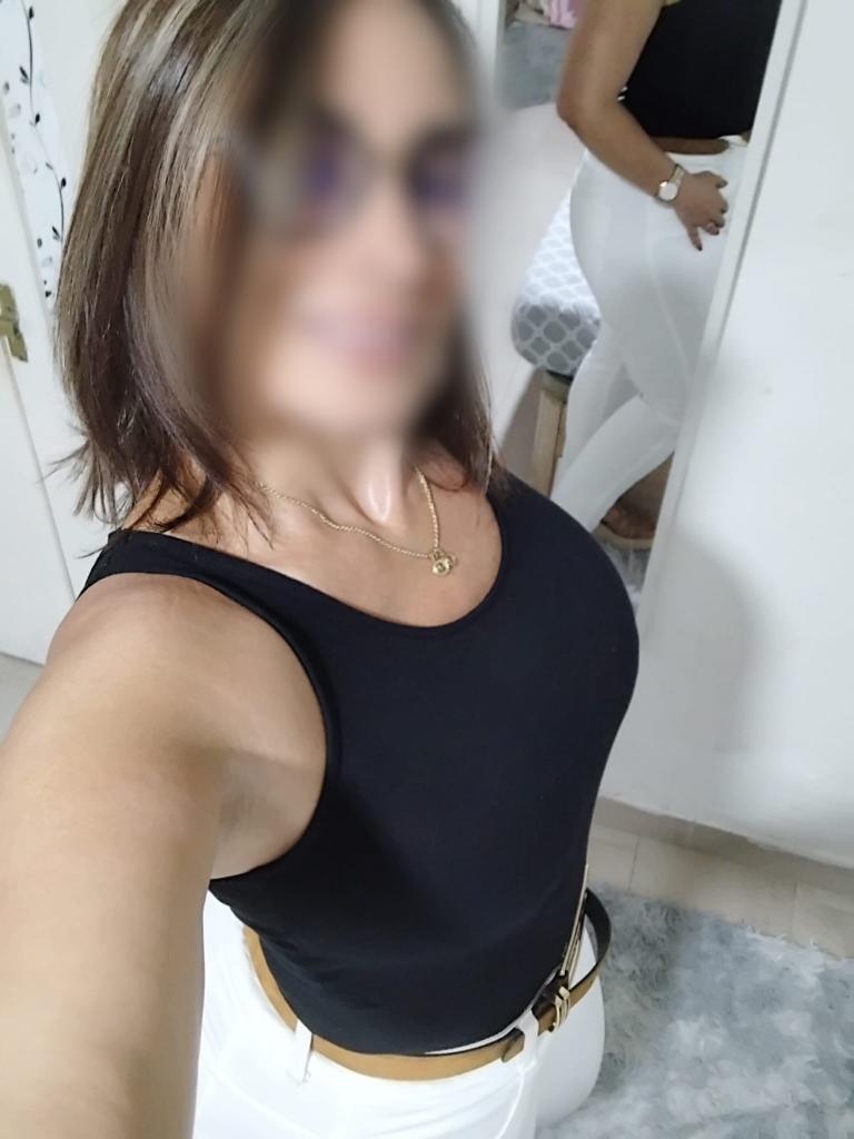 624553761: Chica busca chico en Granada