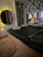 634688464: Chica busca chico en Las Palmas