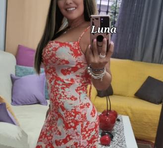 605656619: Chica busca chico en Sevilla