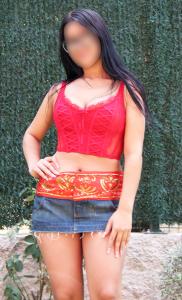 910237445: Chica busca chico en Madrid