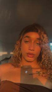 674733652: Transexual en Gerona