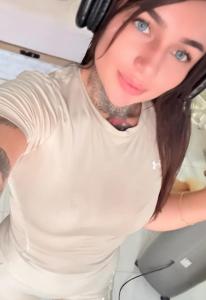 637994852: Chica busca chico en Málaga