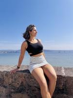 697696775: Chica busca chico en Cantabria