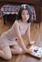 631643981: Chica busca chico en Barcelona