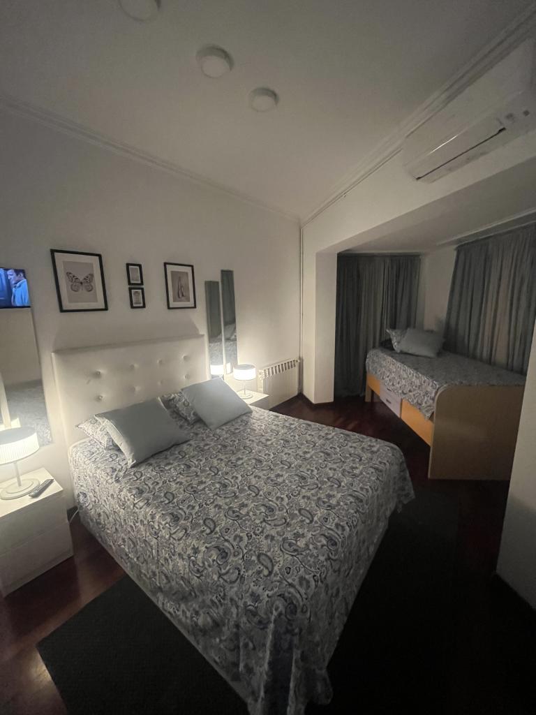 621043951:  en Barcelona