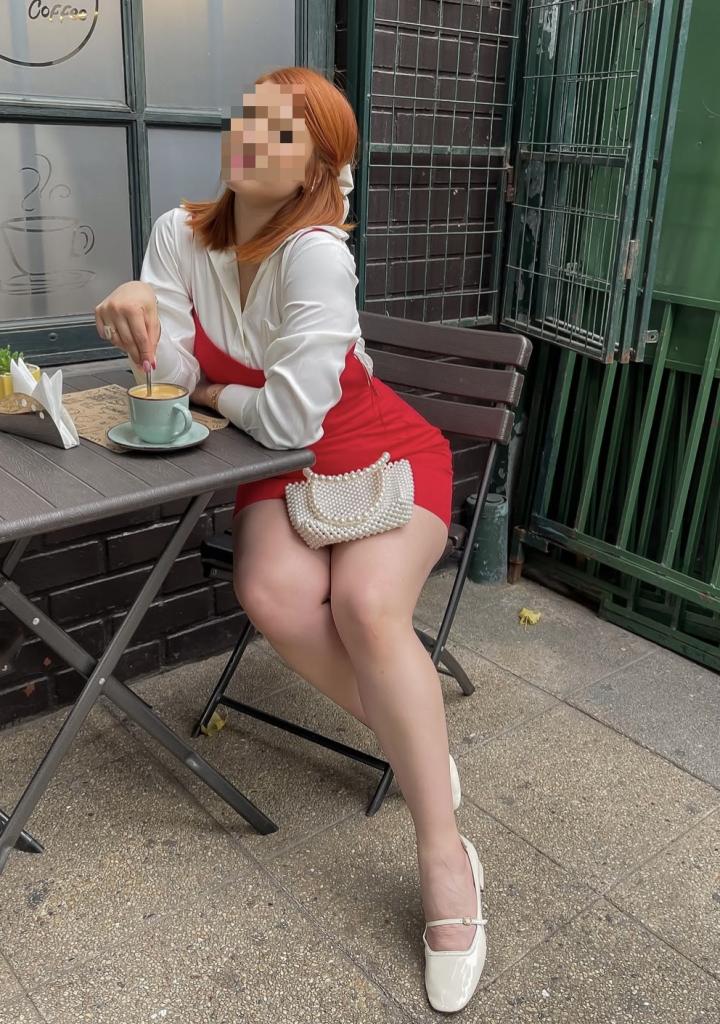 742037269: Chica busca chico en Almería