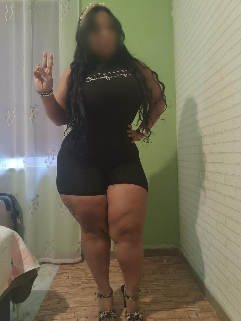 612245890: Chica busca chico en Barcelona