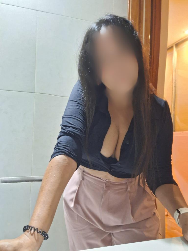 634940754: Chica busca chico en Barcelona