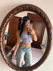 658265054: Chica busca chico en Huelva