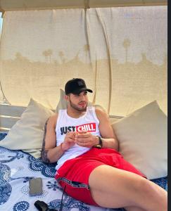 641918611: Chico busca chica en Madrid