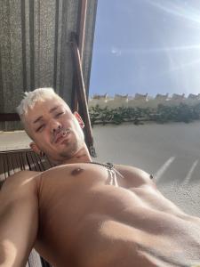 645109802: Chico busca chica en Albacete