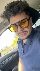 605227519: Chico busca chica en Barcelona