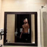 687328433: Chico busca chica en Madrid