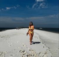 614823345: Chica busca chico en Badajoz