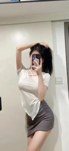 617298383: Chica busca chico en Madrid