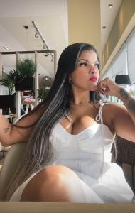 615694299: Chica busca chico en Madrid