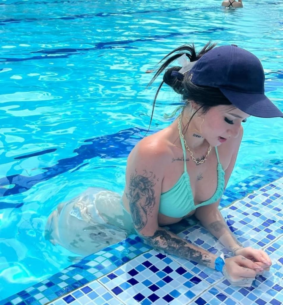 Chica busca chico en Barcelona: 