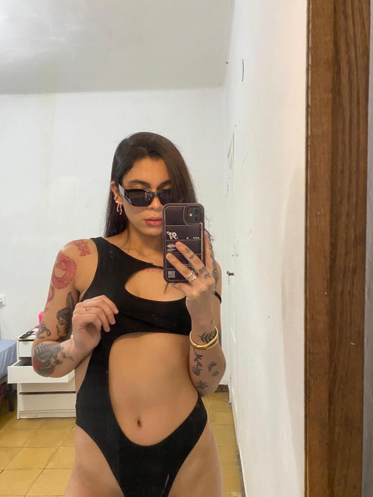 Chica busca chico en Orense: Chica busca chico