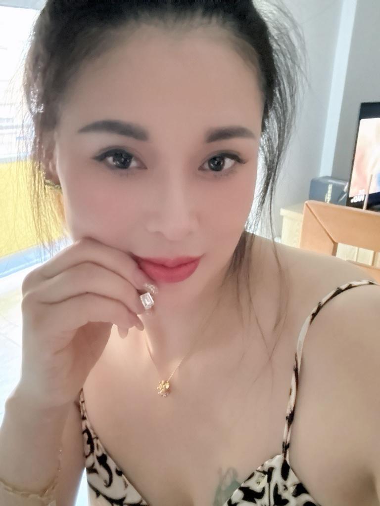 Chica busca chico en Huesca: Chica busca chico