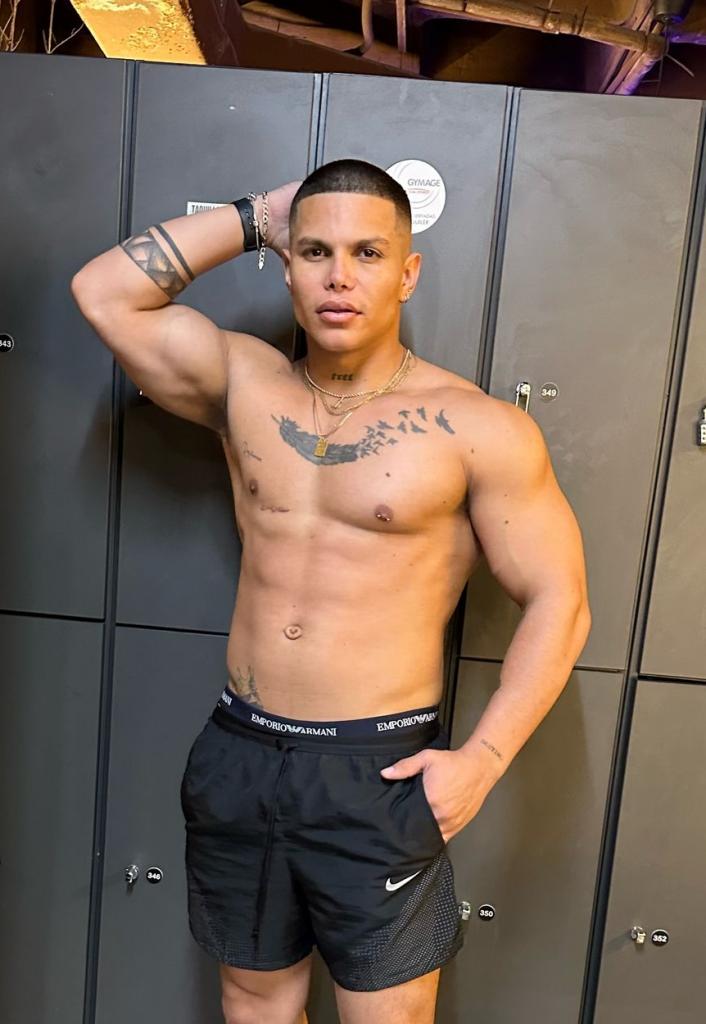 Chico busca chica en Barcelona: 