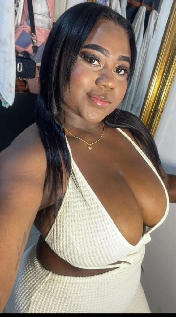 Chica busca chico en Tenerife: 