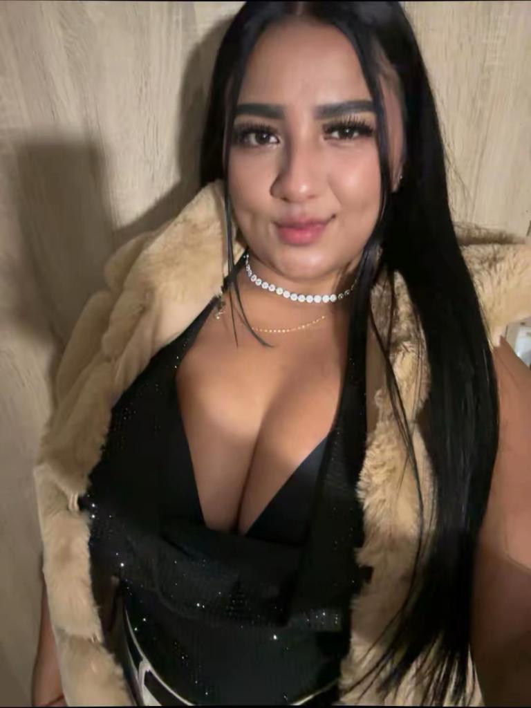 Chica busca chico en Murcia: 