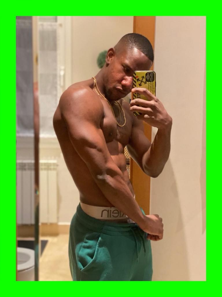 Chico busca chica en Barcelona: 