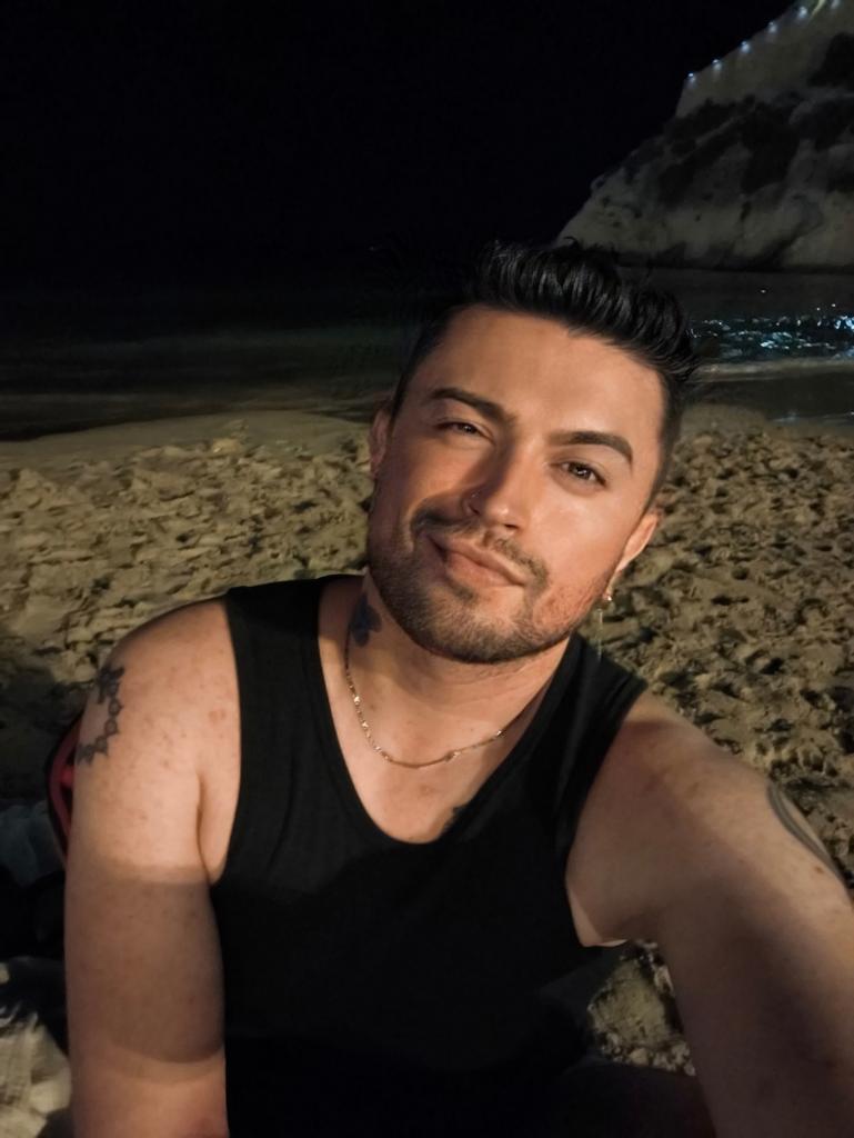 601928626: Chico busca chica en Valencia