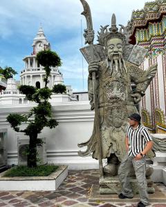 645655729: Chico busca chica en Madrid