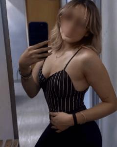 603990129: Chica busca chico en Barcelona