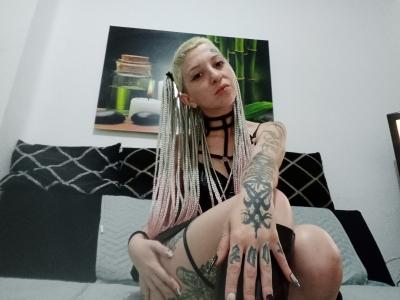 617409767: Chica busca chico en Valencia