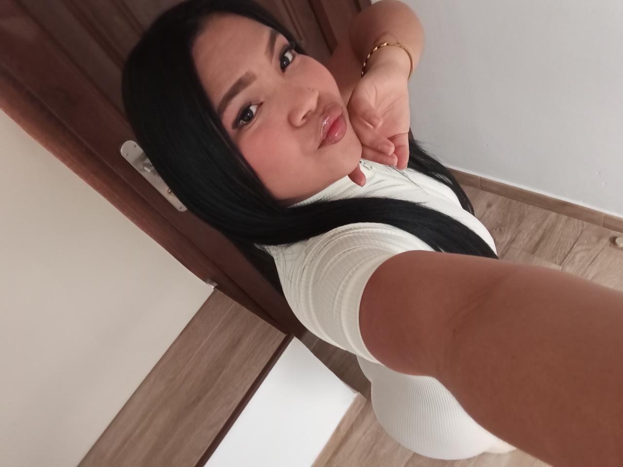 Chica busca chico en Cádiz: 