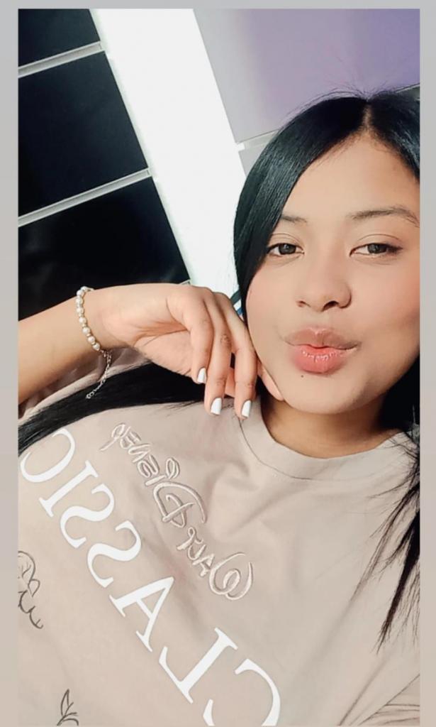 Chica busca chico en Almería: 